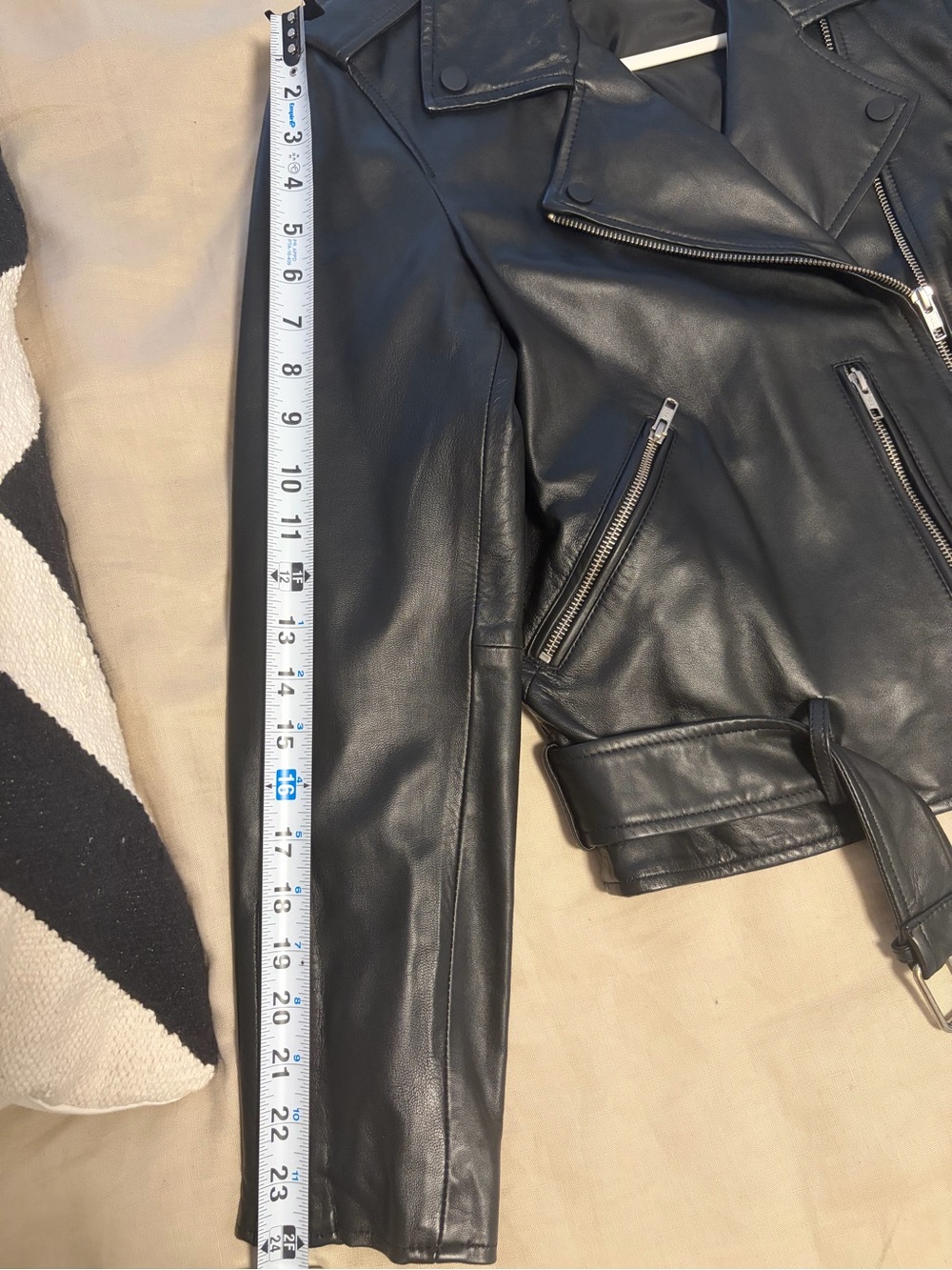 NWOT Quince 100% Top-Grain Leather Motorcycle Jacket Black - Size M - Picture 9 of 11
